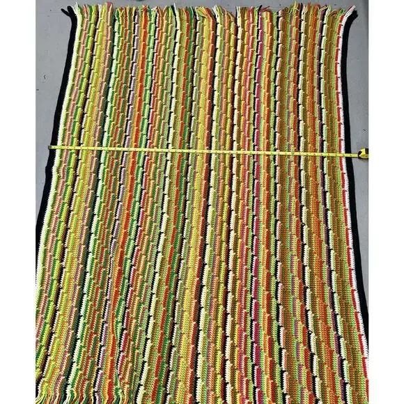 VINTAGE AFGHAN THROW BLANKET RUG 1970s RETRO MULTI-COLOR 62x44 - Picture 4 of 9